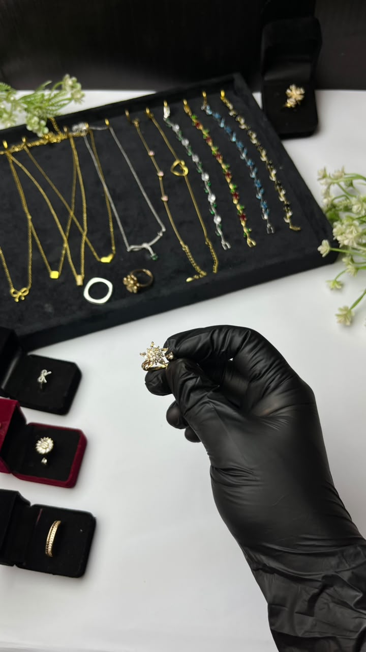 Golden Spark Spin Ring