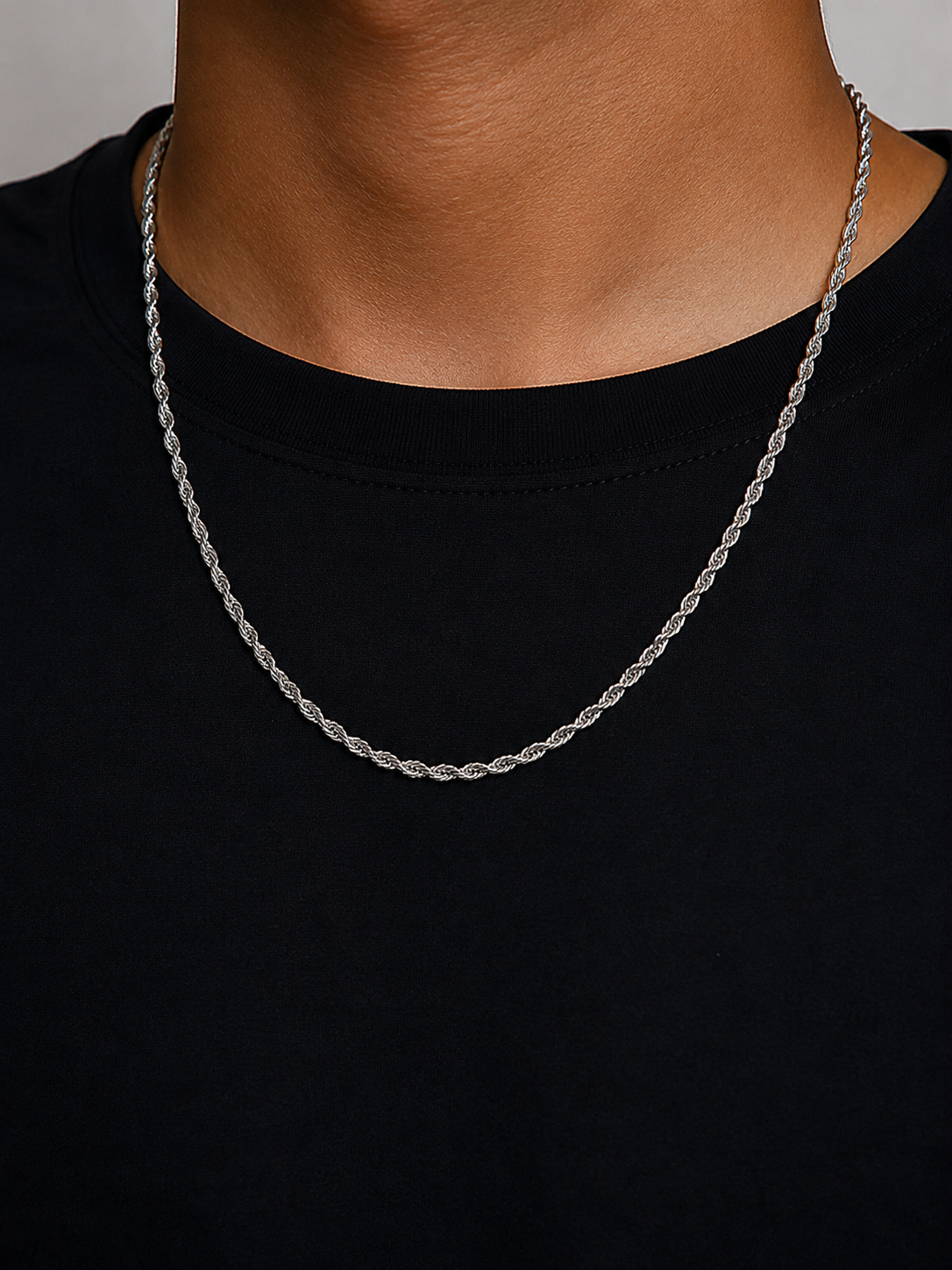 Silver rope chain