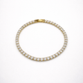Elegant diamond tennis bracelet arrangement
