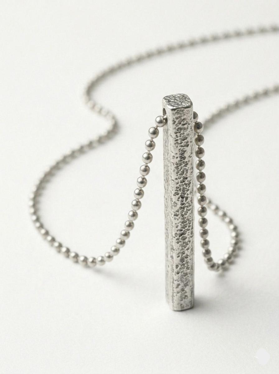 Raw Texture Vertical Pendant