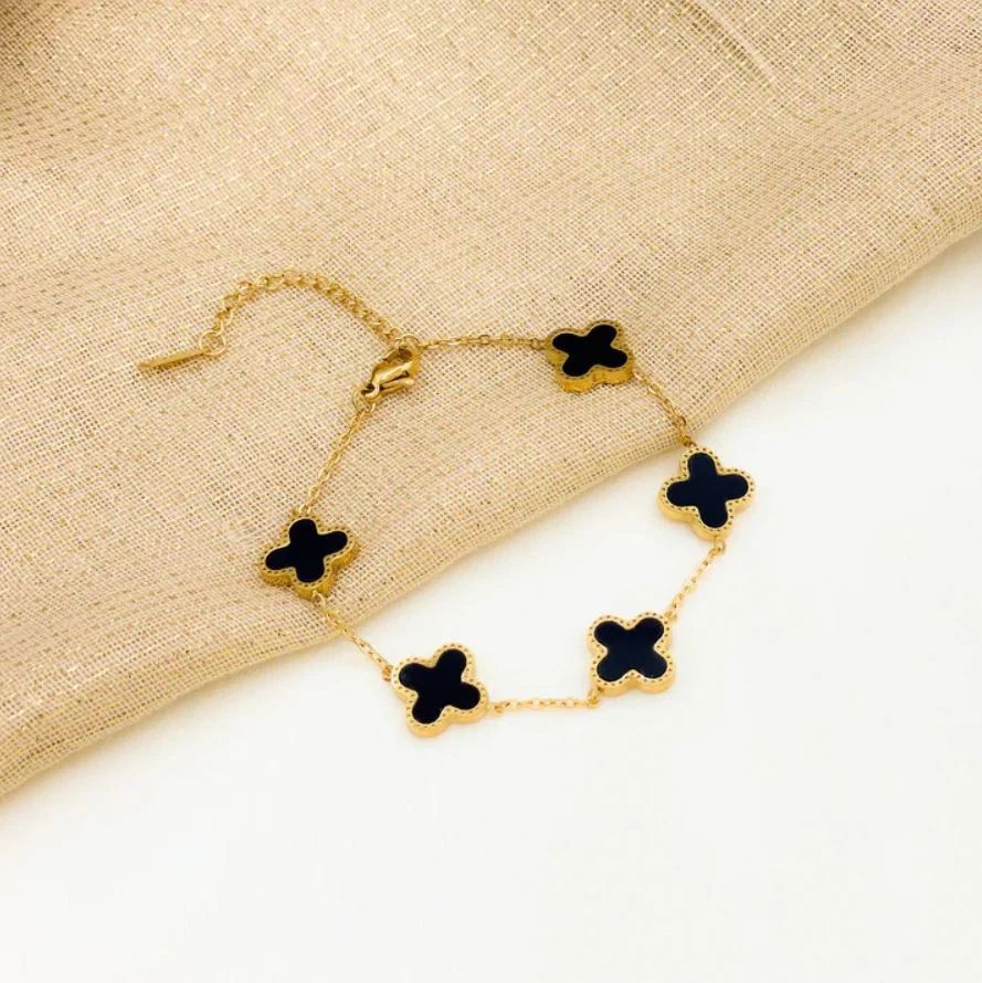 Clover Charm Bracelet (Black)